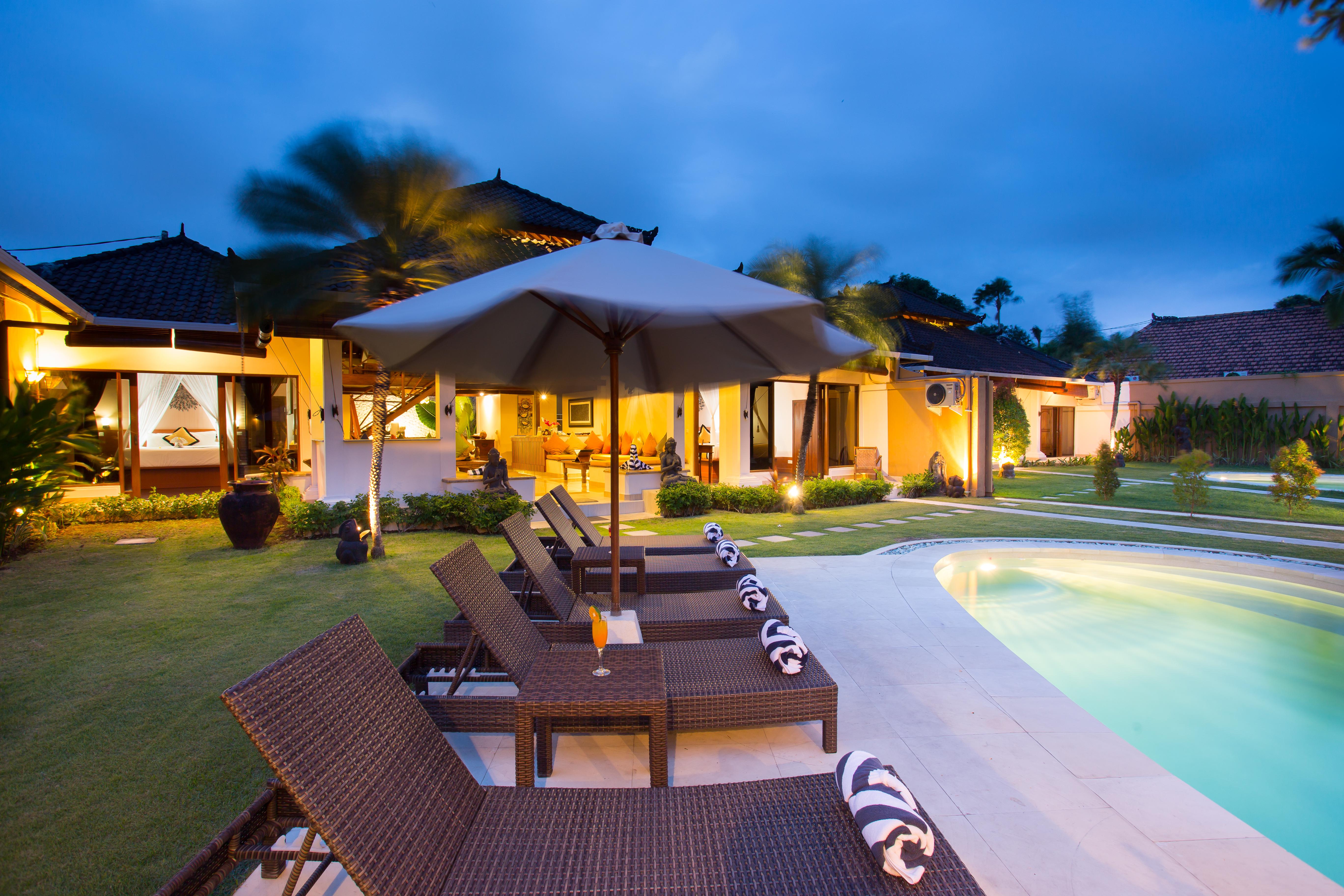 Dyana Villas Seminyak Exterior foto